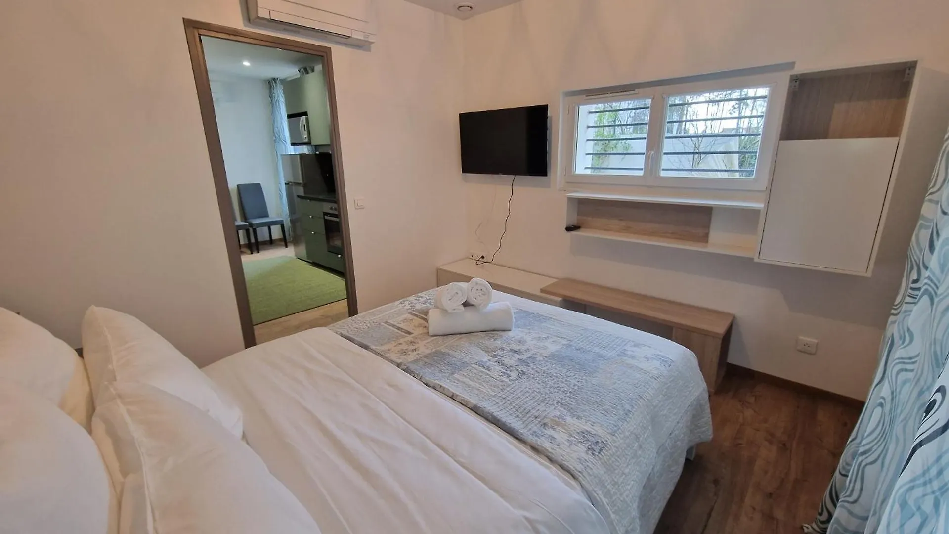 Maison D'Hotes Avec 3 Appartements Et Un Studio Viry-Châtillon France