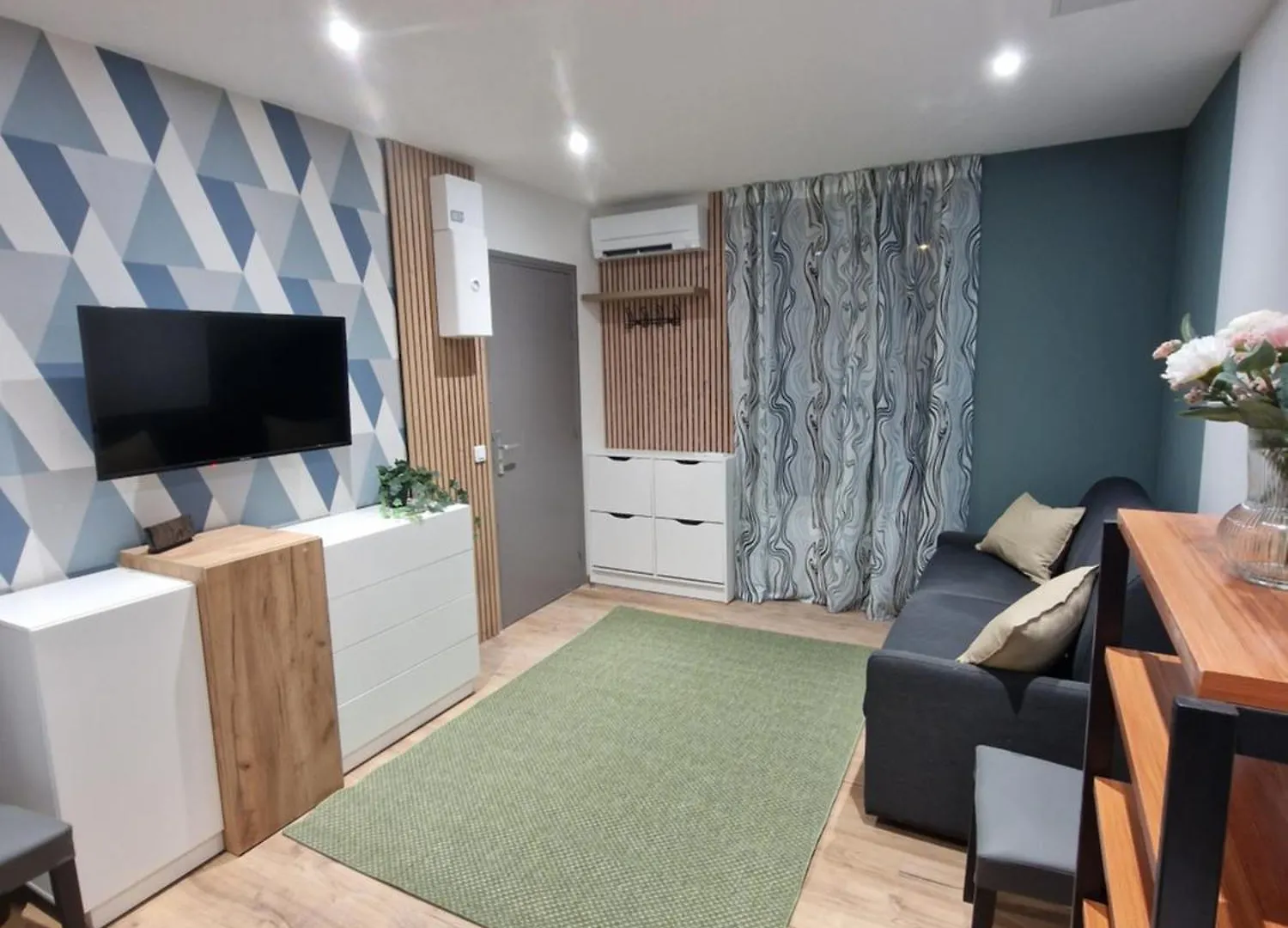 Maison D'Hotes Avec 3 Appartements Et Un Studio Viry-Chatillon 0*,