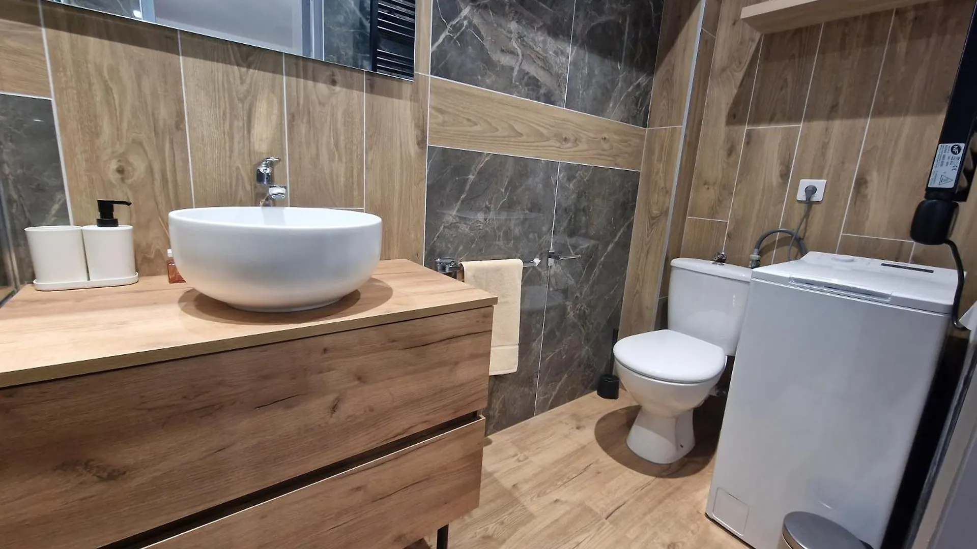Maison D'Hotes Avec 3 Appartements Et Un Studio Viry-Chatillon 0*,
